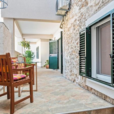 Kurika Anzotica Apartment Sibenik Bagian luar foto