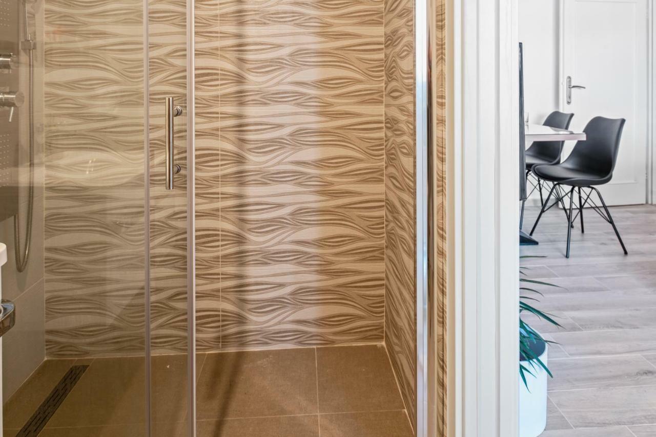 Kurika Anzotica Apartment Sibenik Bagian luar foto