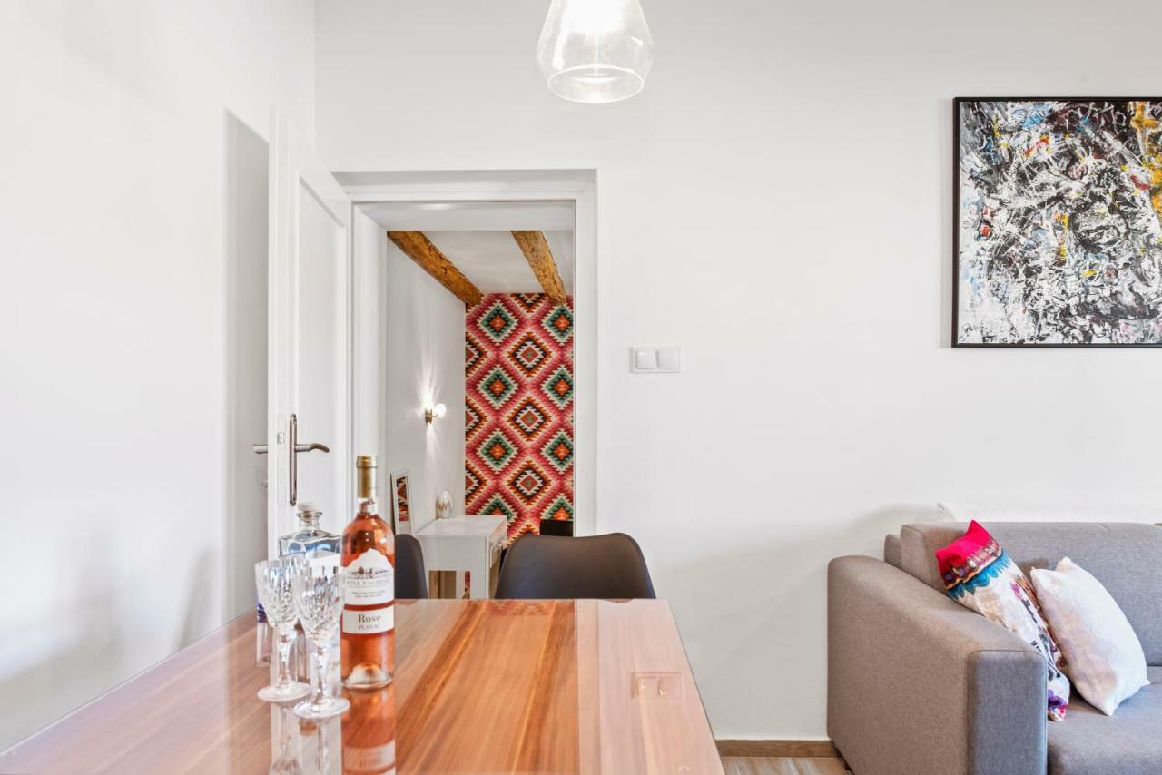 Kurika Anzotica Apartment Sibenik Bagian luar foto